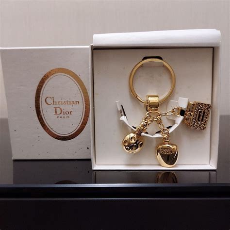 christian dior キーホルダー|Amazon.co.jp: Dior キーホルダー .